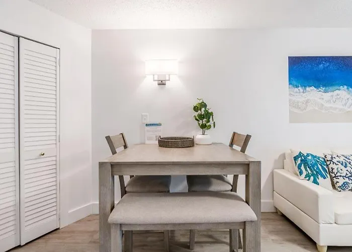 Harbour Place 406 By Youngs Suncoast Apartment